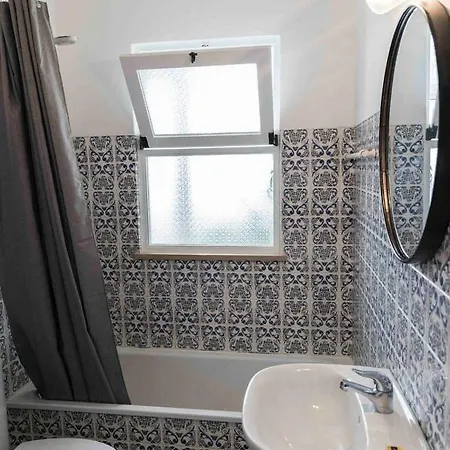 1 Apartment