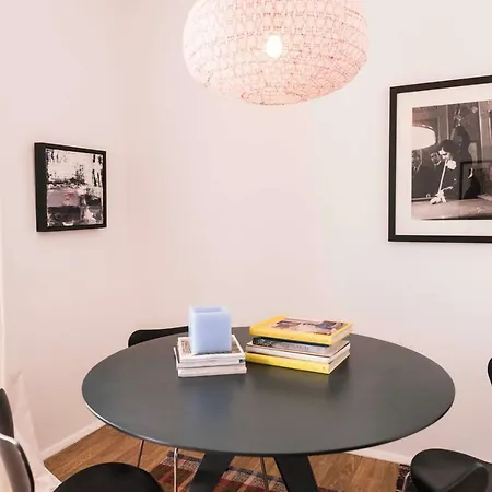 1 Apartment